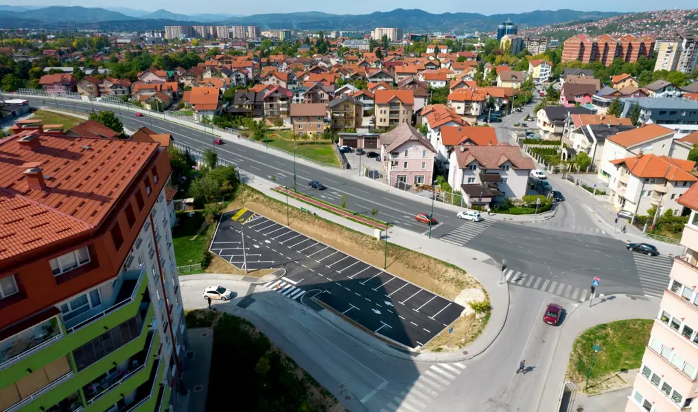 Parking u naselju Dobrinja A Branislava Nusica 2